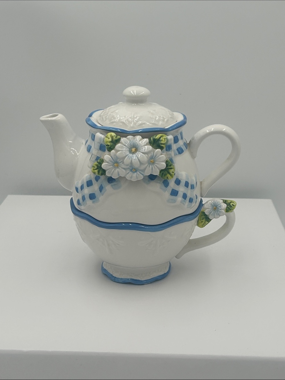 Farmhouse, Cottage Core Stackable Casa Bella Tea Set
